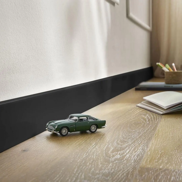 Arbiton FORTINO plint – Zwart – 80x16mm – 220cm