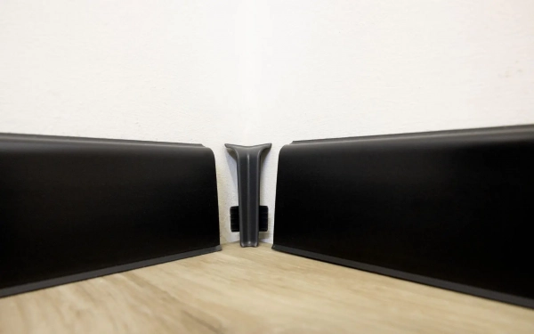 Arbiton VIGO 60 Plint binnenhoek – Antraciet (2 stuks)