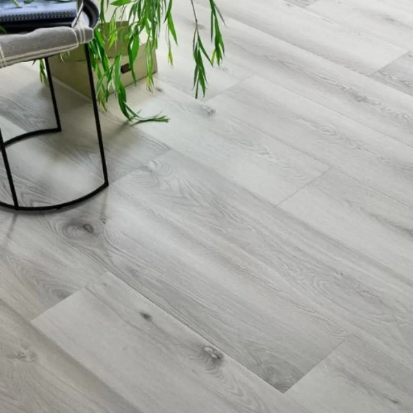 Arbiton Woodric EIR Acoustic Eiken Dayton – klik PVC met ondervloer