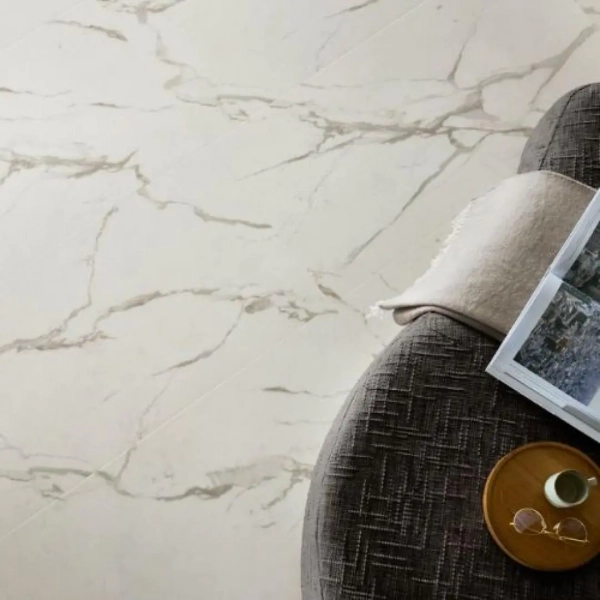 Arbiton Amaron Forma Acoustic Pietra Santa White - Vinyl tegel 91,4 x 45,7 cm - Klik PVC met ondervloer